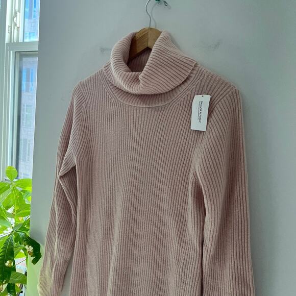 NEW Banana Republic Pink Ribbed Turtleneck Sweater Size Medium - Picture 6 of 6